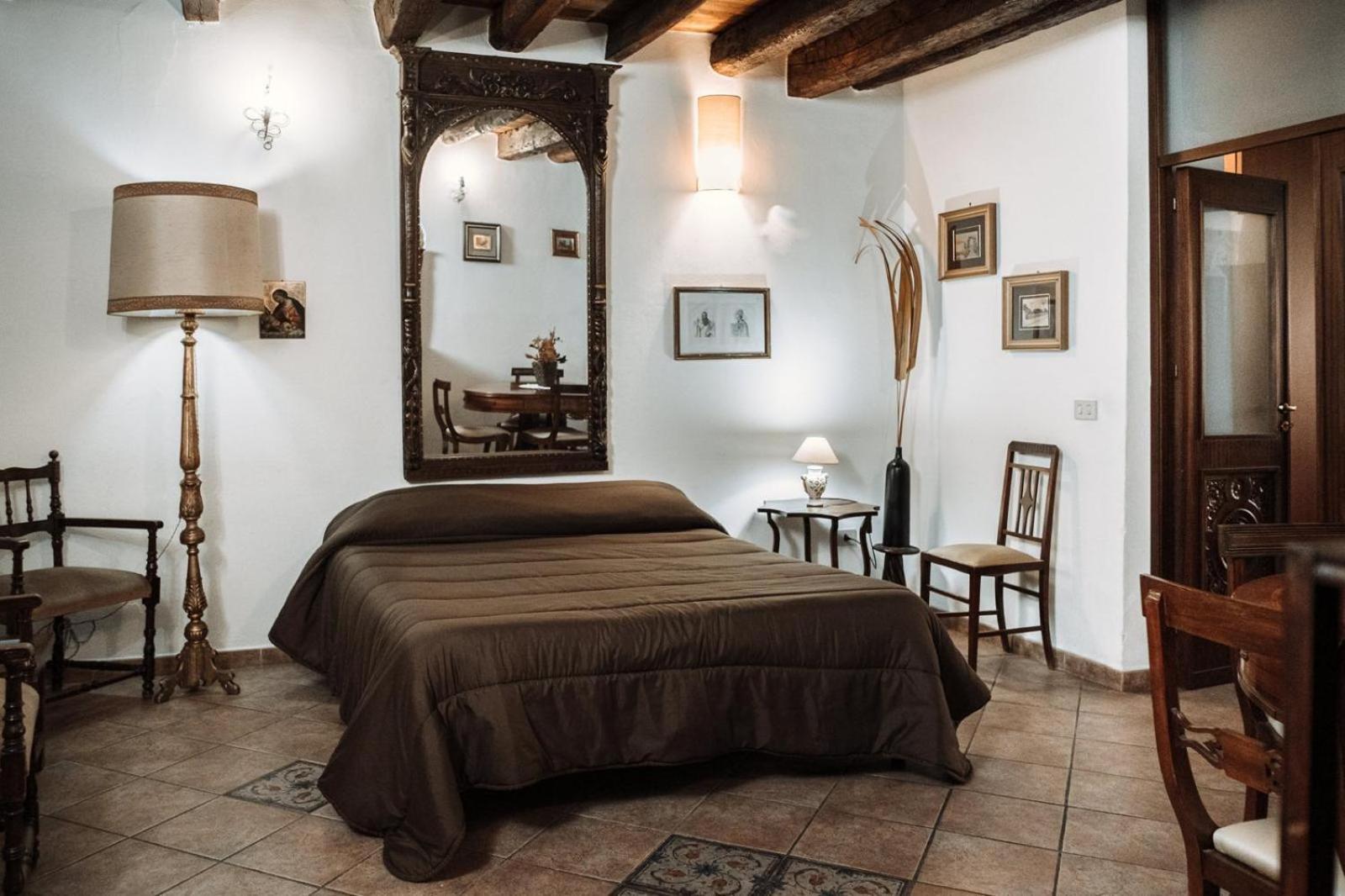 ホテル Filippo'S Holiday House パレルモ エクステリア 写真